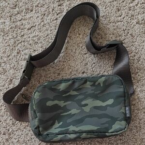 Camouflage Belt Bag, Nwot